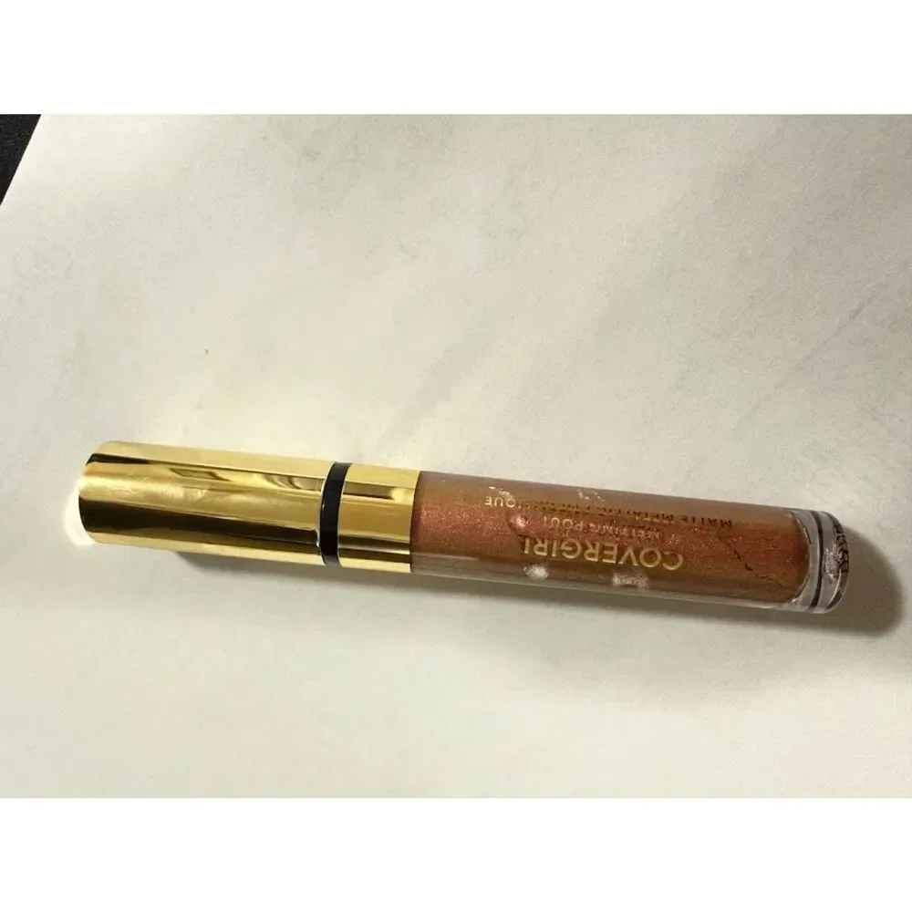 COVERGIRL Melting Pout Matte Metallic Liquid Lipstick 100 Gilded Goddness